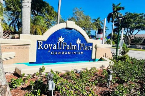 Condo à Miami, Floride, 2 chambres  № 2416079