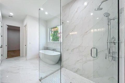Casa en venta en Orlando, Florida, 4 dormitorios, 381.92 m2 № 1549336 - foto 16