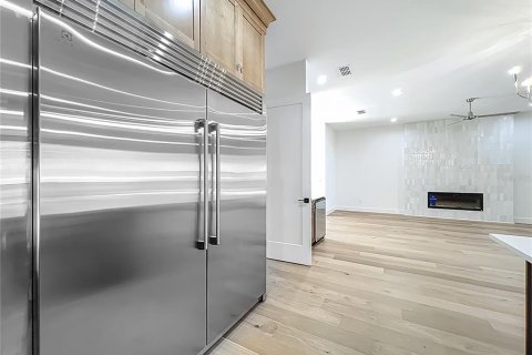 Casa en venta en Orlando, Florida, 4 dormitorios, 381.92 m2 № 1549336 - foto 9