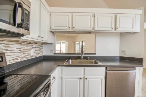 House in Jupiter, Florida 3 bedrooms, 153.1 sq.m. № 2187133 - photo 17