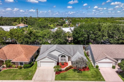 House in Jupiter, Florida 3 bedrooms, 153.1 sq.m. № 2187133 - photo 28