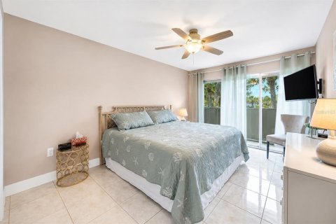 Copropriété à vendre à Longboat Key, Floride: 1 chambre, 86.96 m2 № 2131542 - photo 12