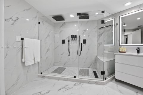 Купить кондоминиум в Авентура, Флорида 3 спальни, 229.47м2, № 2046851 - фото 30