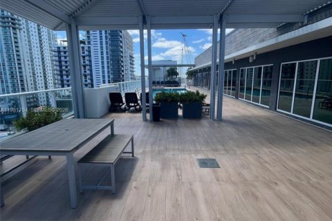 Condo in Miami, Florida, 2 bedrooms  № 2043018 - photo 21