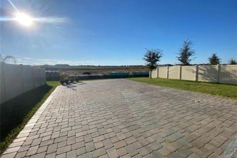 House in Kissimmee, Florida 5 bedrooms, 241.64 sq.m. № 1755023 - photo 5