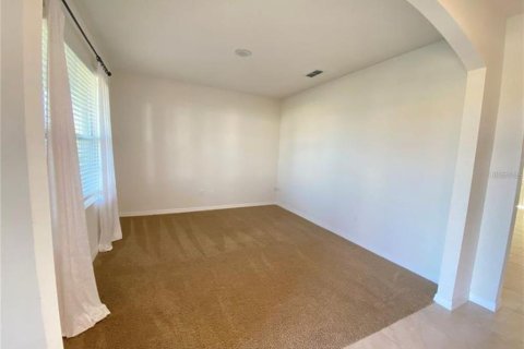 House in Kissimmee, Florida 5 bedrooms, 241.64 sq.m. № 1755023 - photo 2