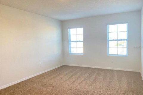 House in Kissimmee, Florida 5 bedrooms, 241.64 sq.m. № 1755023 - photo 10