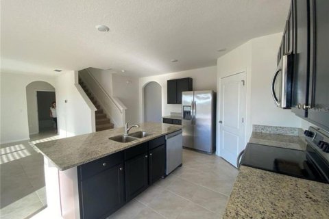 House in Kissimmee, Florida 5 bedrooms, 241.64 sq.m. № 1755023 - photo 4