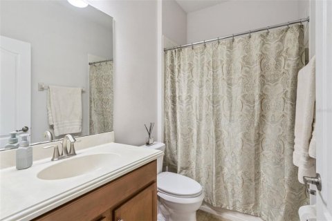 House in Clermont, Florida 3 bedrooms, 146.97 sq.m. № 2431214 - photo 22
