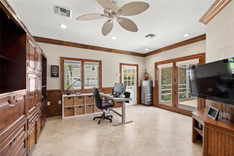 Villa ou maison à vendre à Chuluota, Floride: 5 chambres, 383.5 m2 № 2148140 - photo 21