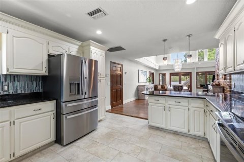 Villa ou maison à vendre à Chuluota, Floride: 5 chambres, 383.5 m2 № 2148140 - photo 18