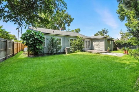 House in Winter Park, Florida 3 bedrooms, 125.33 sq.m. № 1887128 - photo 17