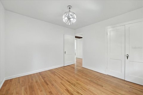 House in Winter Park, Florida 3 bedrooms, 125.33 sq.m. № 1887128 - photo 9