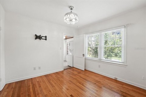 House in Winter Park, Florida 3 bedrooms, 125.33 sq.m. № 1887128 - photo 14