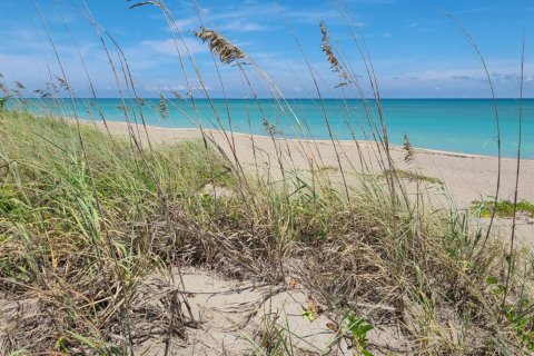 Condominio en venta en Fort Pierce, Florida, 1 dormitorio, 82.4 m2 № 350448 - foto 1