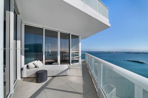 Condo in Miami, Florida, 4 bedrooms № 2153028 - photo 14