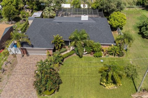 Villa ou maison à vendre à Haines City, Floride: 4 chambres, 217.58 m2 № 1784316 - photo 1
