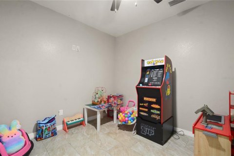 Villa ou maison à vendre à Haines City, Floride: 4 chambres, 217.58 m2 № 1784316 - photo 26