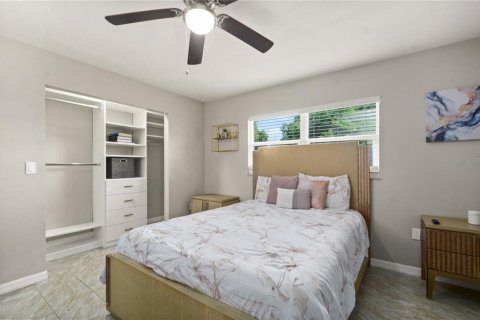 Villa ou maison à vendre à Haines City, Floride: 4 chambres, 217.58 m2 № 1784316 - photo 21