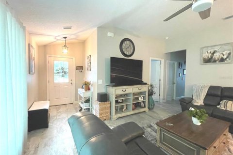 Casa en venta en DeLand, Florida, 3 dormitorios, 145.3 m2 № 1876284 - foto 11