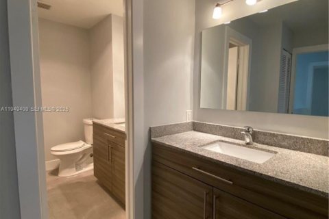 Снять в аренду таунхаус в Плантация, Флорида 2 спальни, 116.96м2, № 2005165 - фото 26