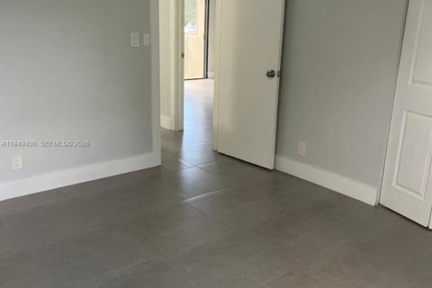 Снять в аренду таунхаус в Плантация, Флорида 2 спальни, 116.96м2, № 2005165 - фото 22