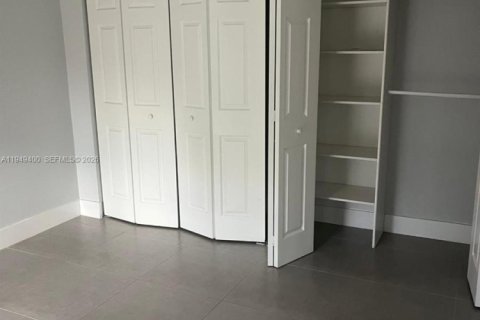 Снять в аренду таунхаус в Плантация, Флорида 2 спальни, 116.96м2, № 2005165 - фото 23