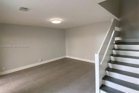 Снять в аренду таунхаус в Плантация, Флорида 2 спальни, 116.96м2, № 2005165 - фото 9