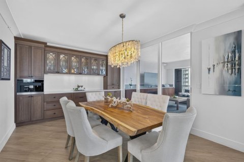 Condo in Fort Lauderdale, Florida, 3 bedrooms  № 2086378 - photo 8