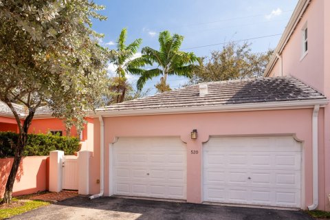 Touwnhouse à louer à Coral Gables, Floride: 3 chambres, 217.67 m2 № 2046370 - photo 4