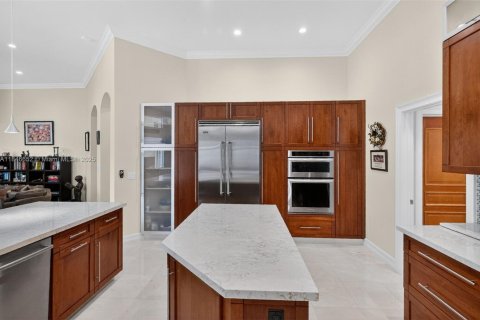 Casa en venta en Palmetto Bay, Florida, 6 dormitorios, 366.41 m2 № 1874230 - foto 22
