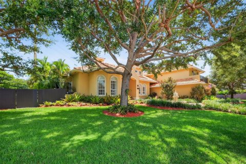 Casa en venta en Palmetto Bay, Florida, 6 dormitorios, 366.41 m2 № 1874230 - foto 3