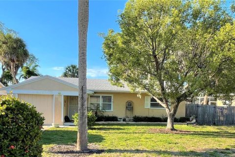 Villa ou maison à Largo, Floride 2 chambres, 89.56 m2 № 2118565
