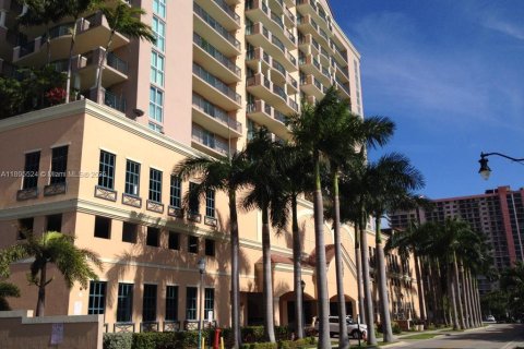 Купить кондоминиум в Санни-Айлс-Бич, Флорида 3 спальни, 134.62м2, № 2014295 - фото 20