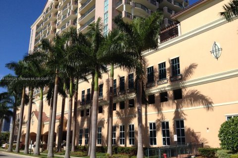 Купить кондоминиум в Санни-Айлс-Бич, Флорида 3 спальни, 134.62м2, № 2014295 - фото 21