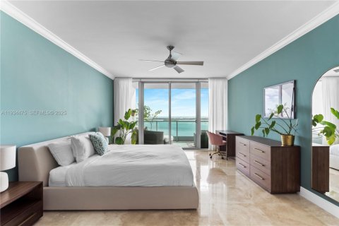 Condominio en venta en Miami, Florida, 3 dormitorios, 197.88 m2 № 1992905 - foto 15