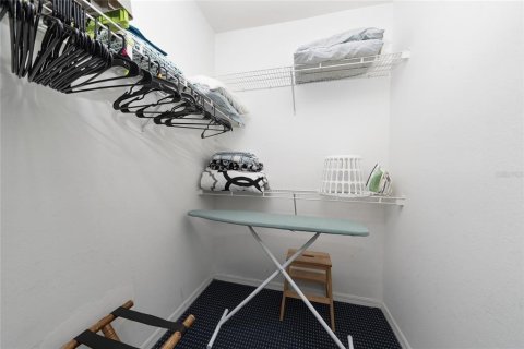 Купить кондоминиум в Киссимми, Флорида 8 комнат, 99.03м2, № 2214382 - фото 26