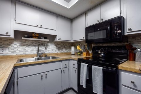 Villa ou maison à vendre à Gainesville, Floride: 2 chambres, 105.26 m2 № 1902256 - photo 13