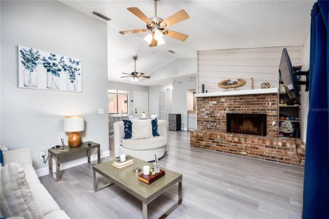 Villa ou maison à vendre à Gainesville, Floride: 2 chambres, 105.26 m2 № 1902256 - photo 16