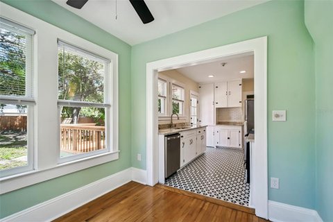 House in Dunedin, Florida 3 bedrooms, 143.63 sq.m. № 2151440 - photo 17
