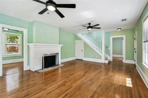 House in Dunedin, Florida 3 bedrooms, 143.63 sq.m. № 2151440 - photo 14