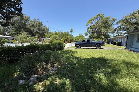 House in Clearwater, Florida 3 bedrooms, 98.01 sq.m. № 1880869 - photo 12