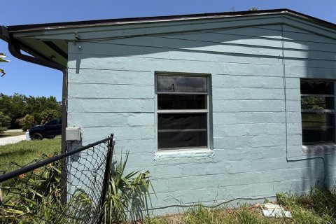 House in Clearwater, Florida 3 bedrooms, 98.01 sq.m. № 1880869 - photo 17