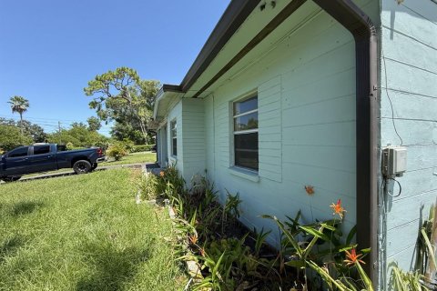 House in Clearwater, Florida 3 bedrooms, 98.01 sq.m. № 1880869 - photo 14