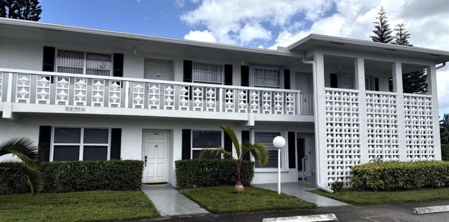Condo à Delray Beach, Floride, 2 chambres  № 2178328