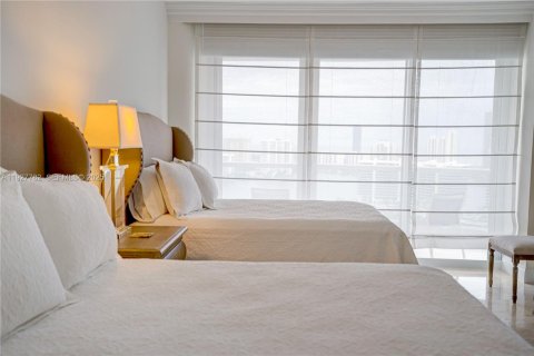 Снять в аренду квартиру в Авентура, Флорида 3 спальни, 222.04м2, № 1987919 - фото 24