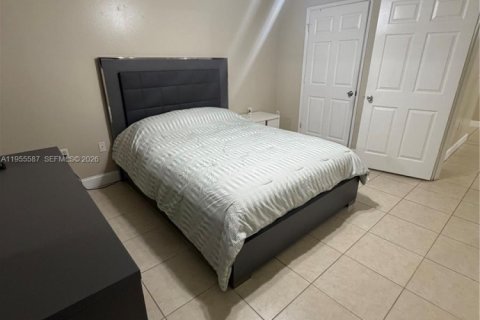 Снять в аренду кондоминиум в Мирамар, Флорида 2 спальни, 99.59м2, № 2010313 - фото 11