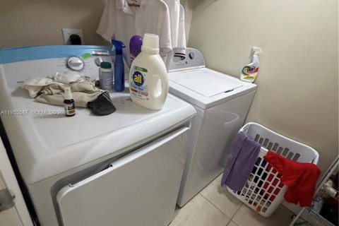 Снять в аренду кондоминиум в Мирамар, Флорида 2 спальни, 99.59м2, № 2010313 - фото 15