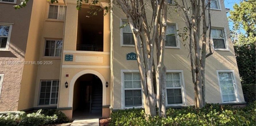 Кондоминиум с 2 спальнями в Мирамар, Флорида № 2010313