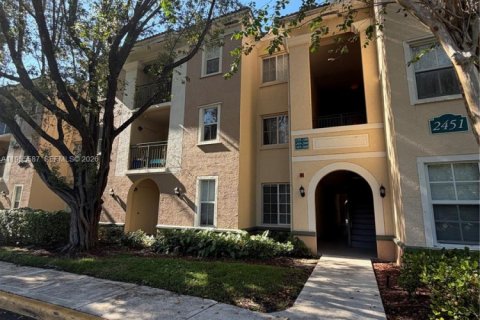 Снять в аренду кондоминиум в Мирамар, Флорида 2 спальни, 99.59м2, № 2010313 - фото 2